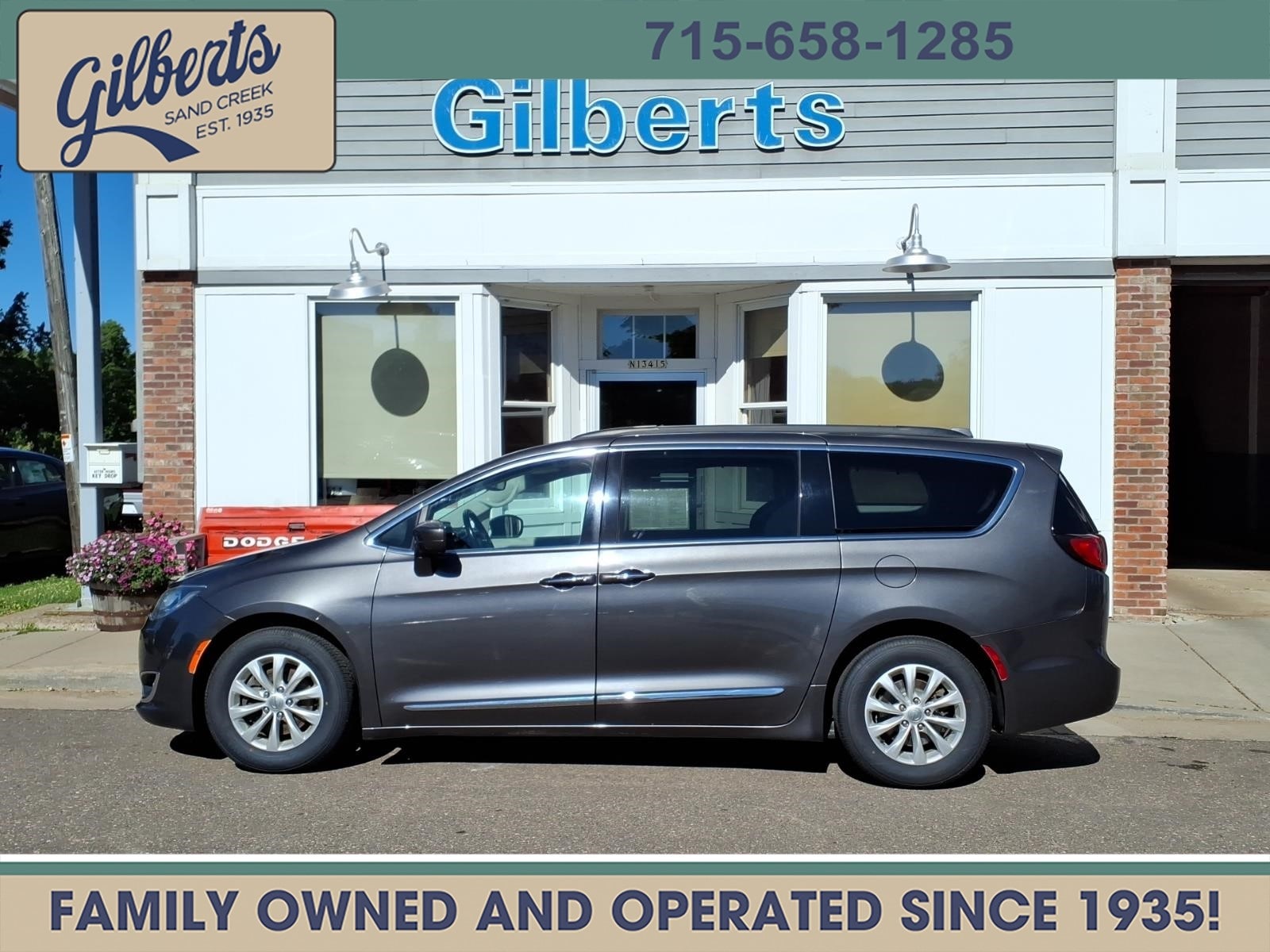 2017 Chrysler Pacifica Van 