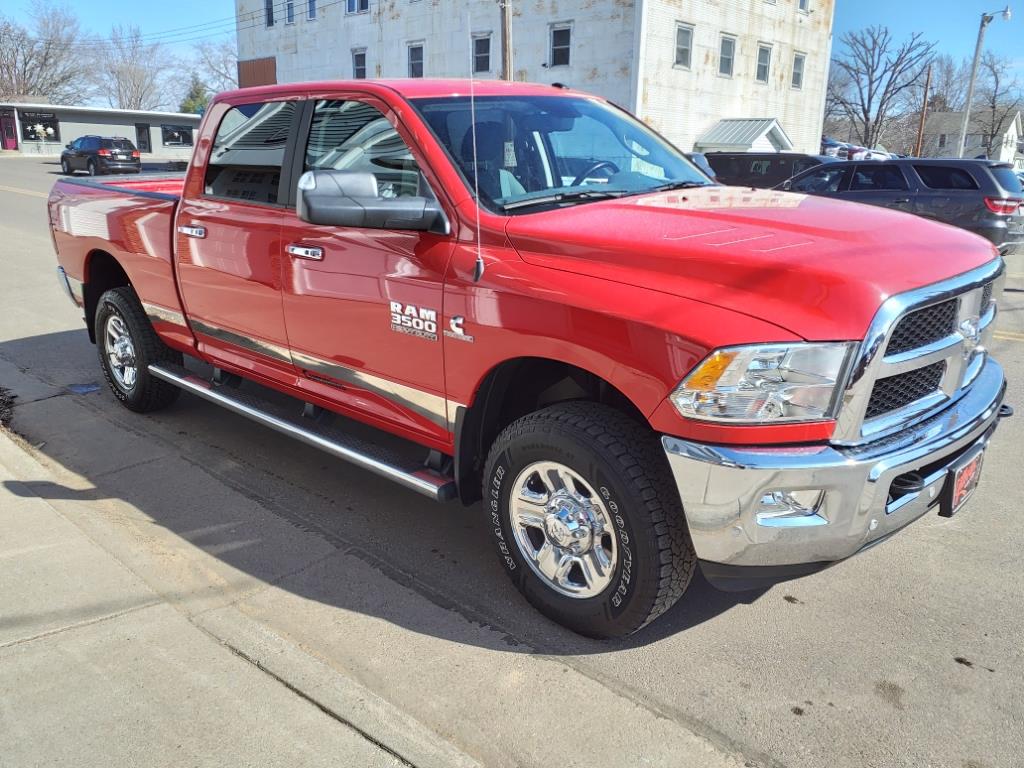 2018 Ram 3500 SLT photo 4