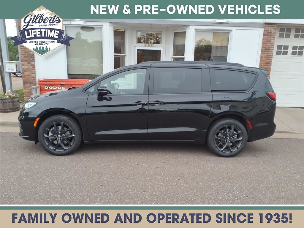 2026 Chrysler Pacifica LIMITED AWD