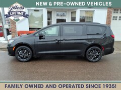 2026 Chrysler Pacifica LIMITED AWD Passenger Van