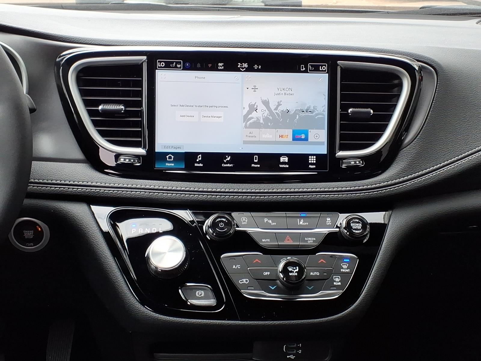 2026 Chrysler Pacifica Select - Photo 7