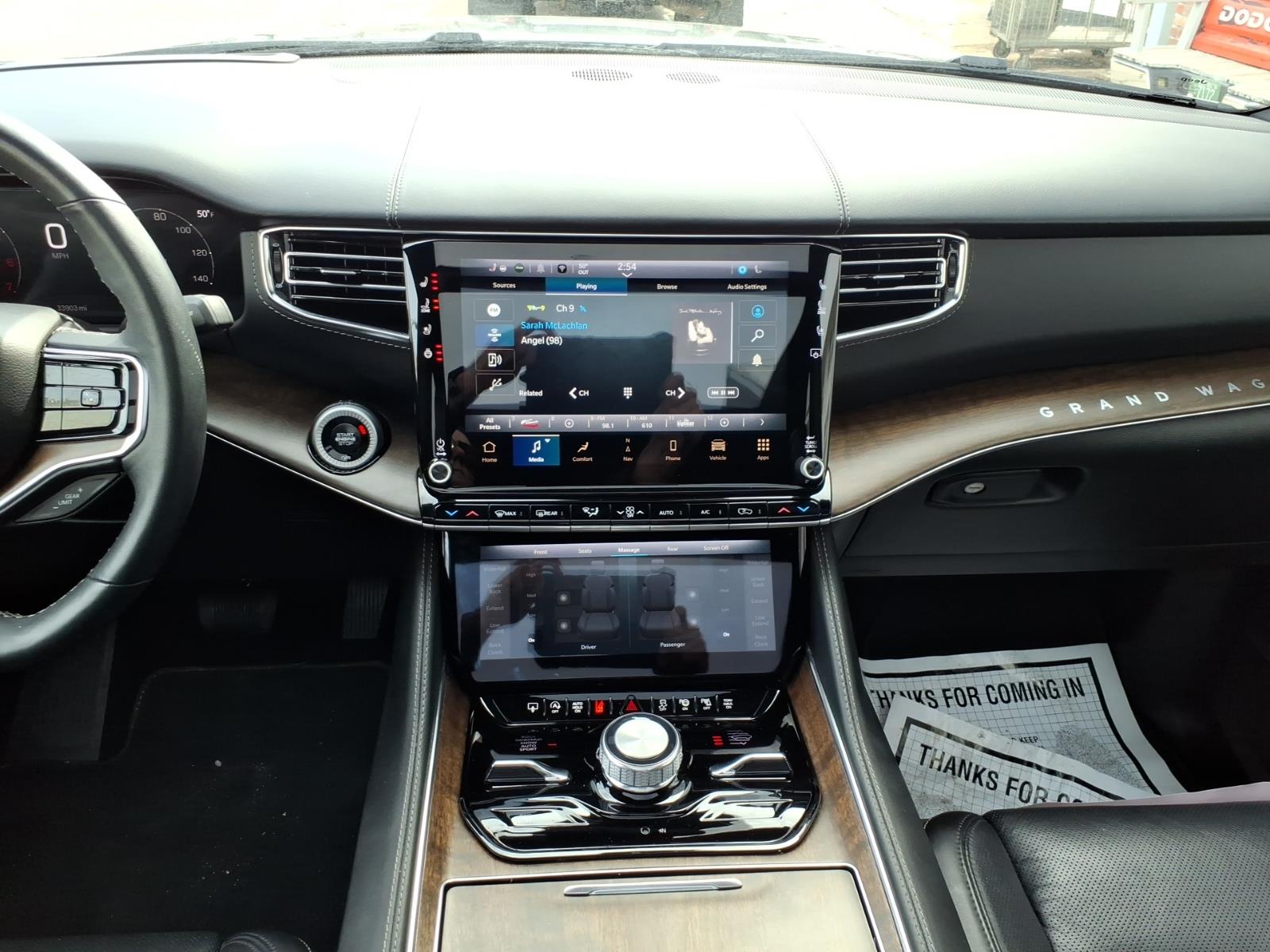 2024 Jeep Grand Wagoneer L Series I - Photo 12
