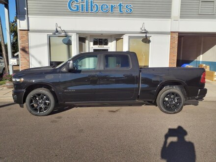 2025 Ram 1500 LARAMIE CREW CAB 4X4 6'4 BOX Pickup