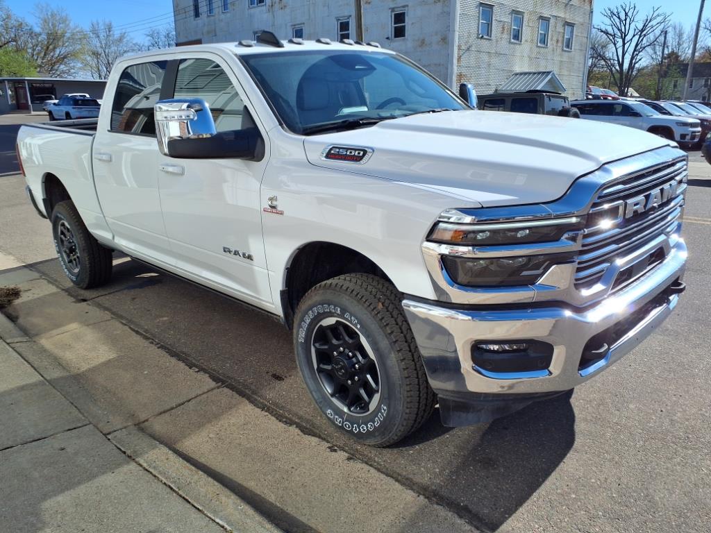 2025 Ram 2500 Laramie photo 3