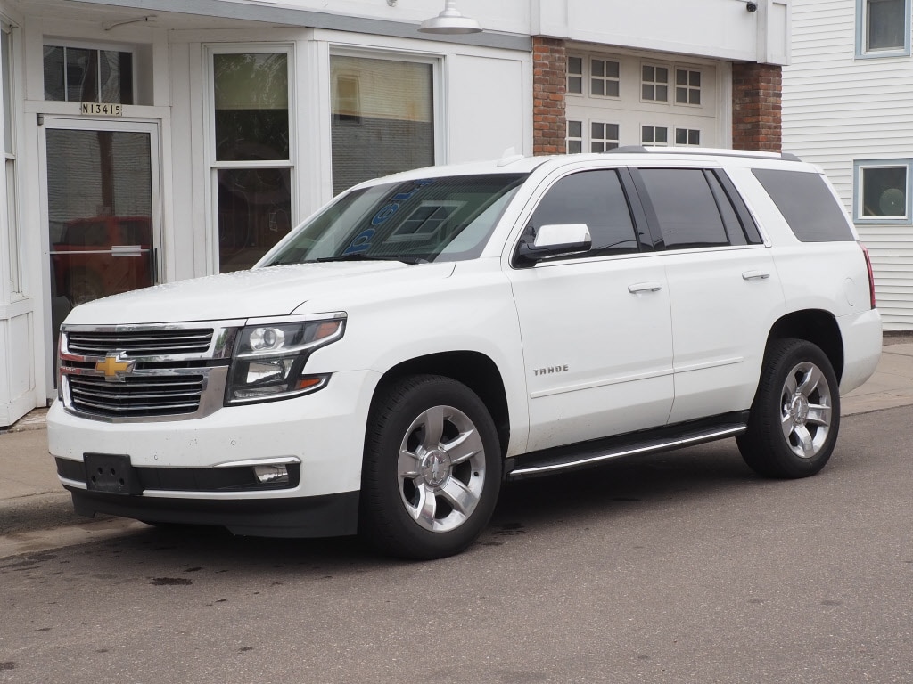 Used 2017 Chevrolet Tahoe Premier with VIN 1GNSKCKC8HR345562 for sale in Sand Creek, WI