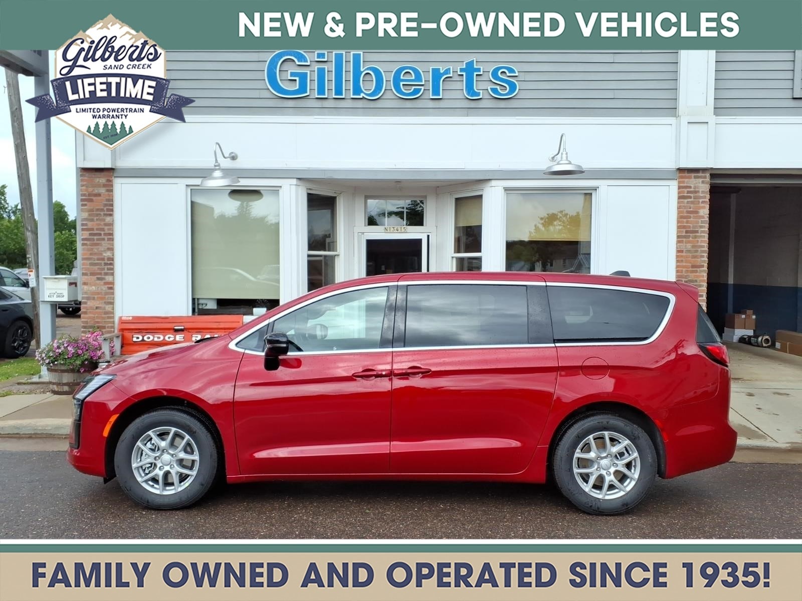 2027 Chrysler Pacifica Passenger Van 