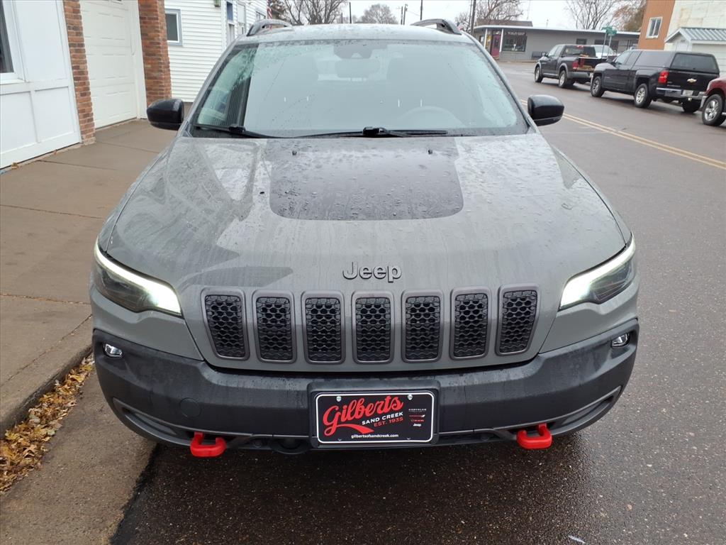 2022 Jeep Cherokee Trailhawk photo 2