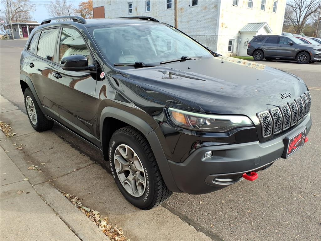 2022 Jeep Cherokee Trailhawk photo 3