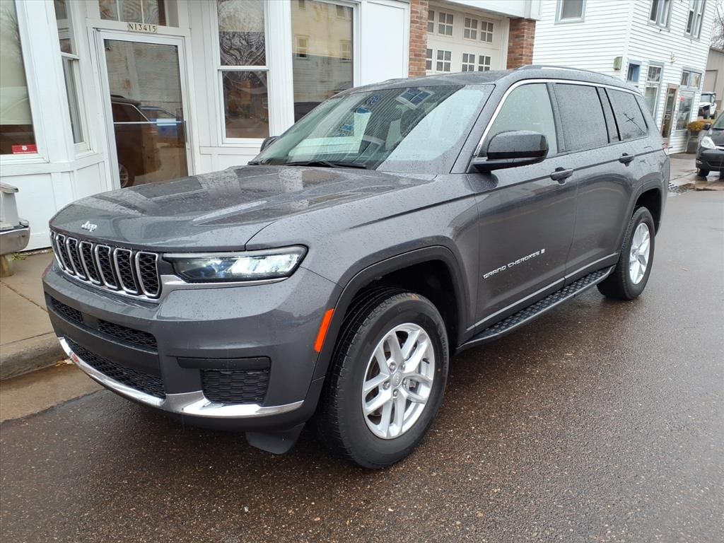 Used 2022 Jeep Grand Cherokee L Laredo SUV