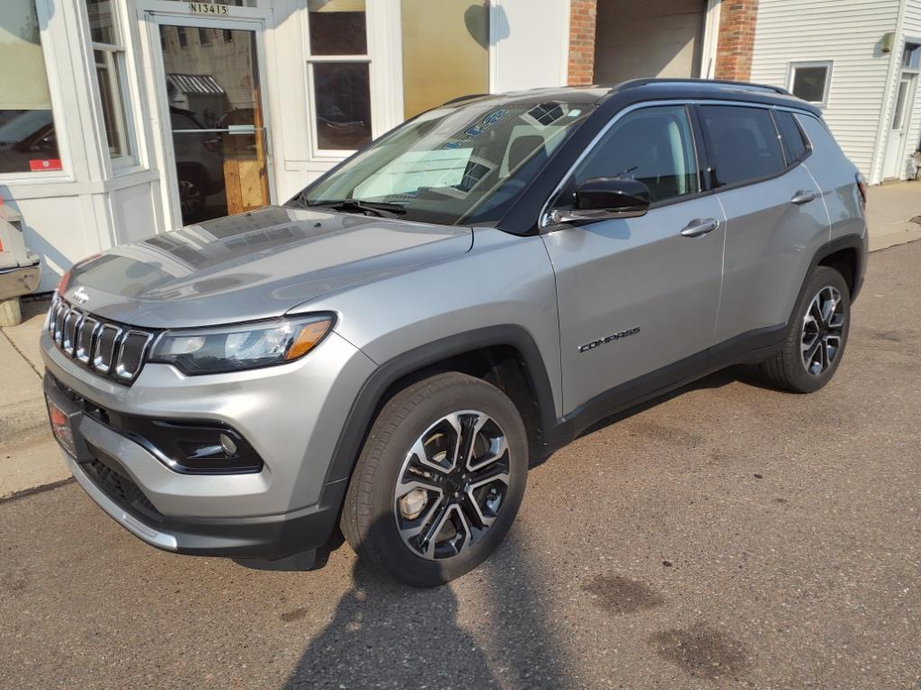 Used 2022 Jeep Compass Limited with VIN 3C4NJDCB7NT140290 for sale in Sand Creek, WI