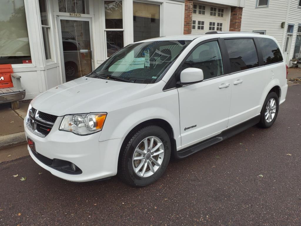 Used 2020 Dodge Grand Caravan SXT with VIN 2C4RDGCG8LR206285 for sale in Sand Creek, WI