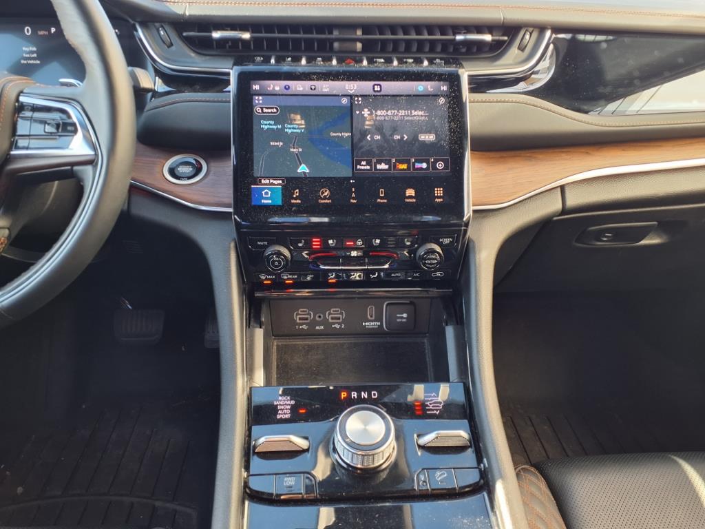 2023 Jeep Grand Cherokee Summit - Photo 11