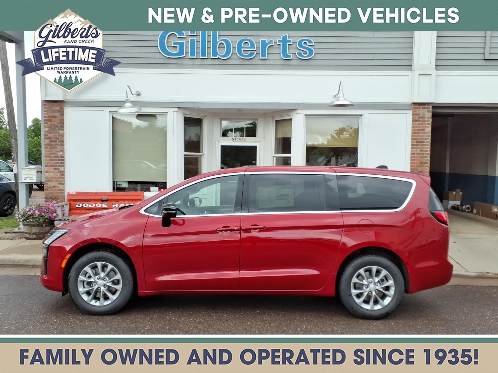 2027 Chrysler Pacifica Passenger Van 