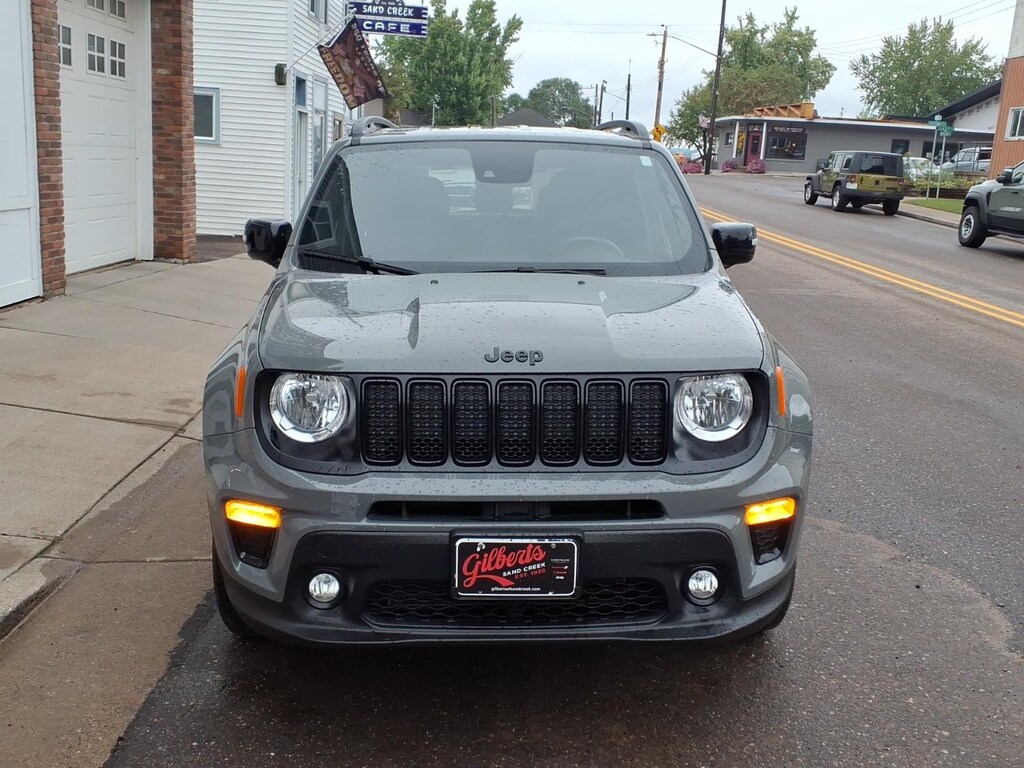 Used 2022 Jeep Renegade Altitude SUV