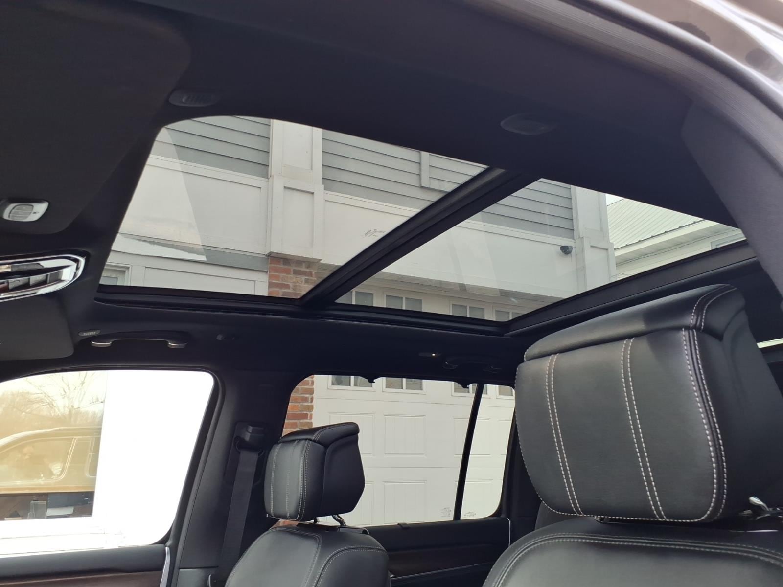 2024 Jeep Grand Wagoneer L Series I - Photo 19