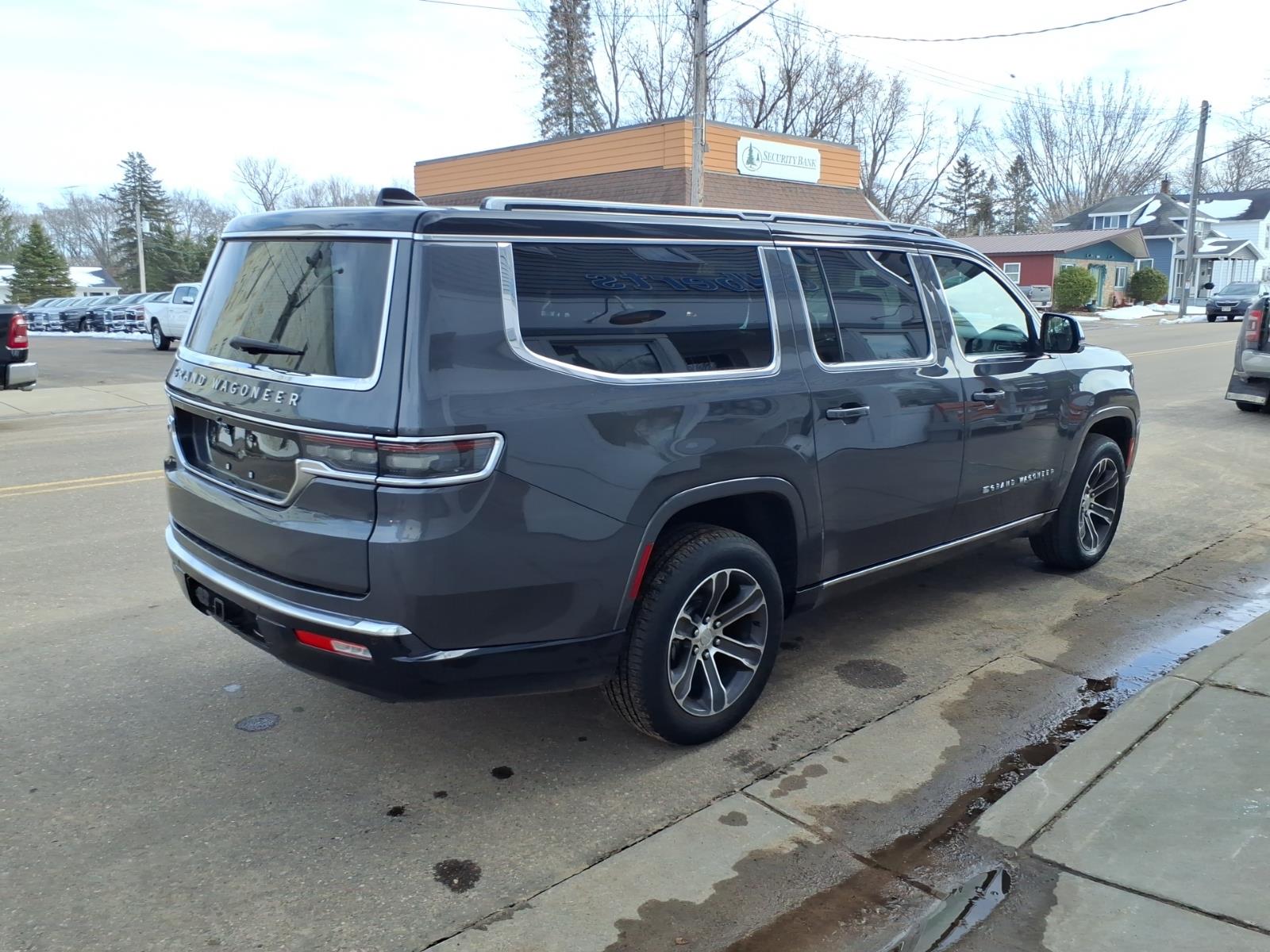 2024 Jeep Grand Wagoneer L Series I - Photo 6