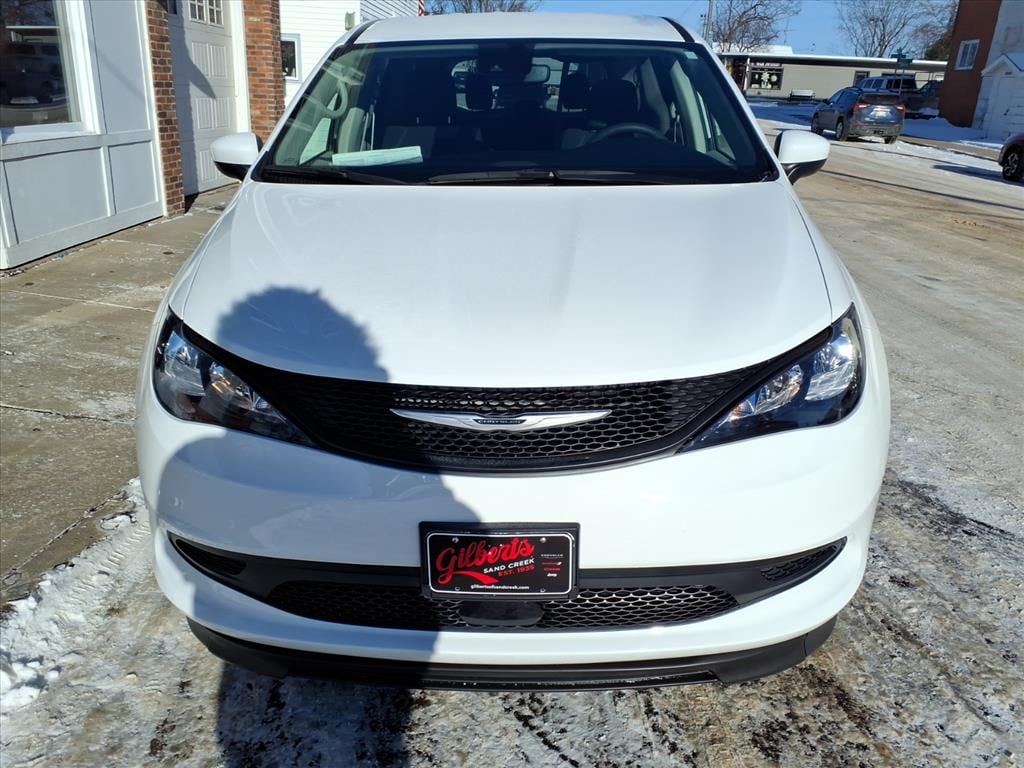 Used 2022 Chrysler Voyager LX Van Passenger Van