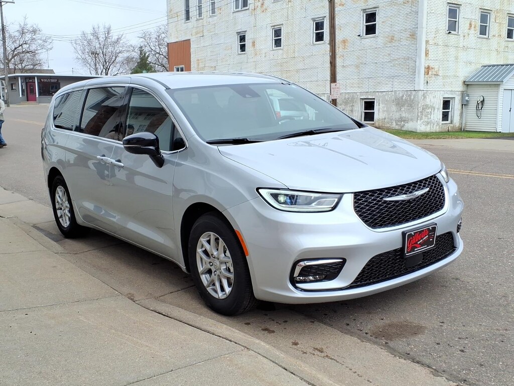 New 2026 Chrysler Pacifica SELECT Passenger Van
