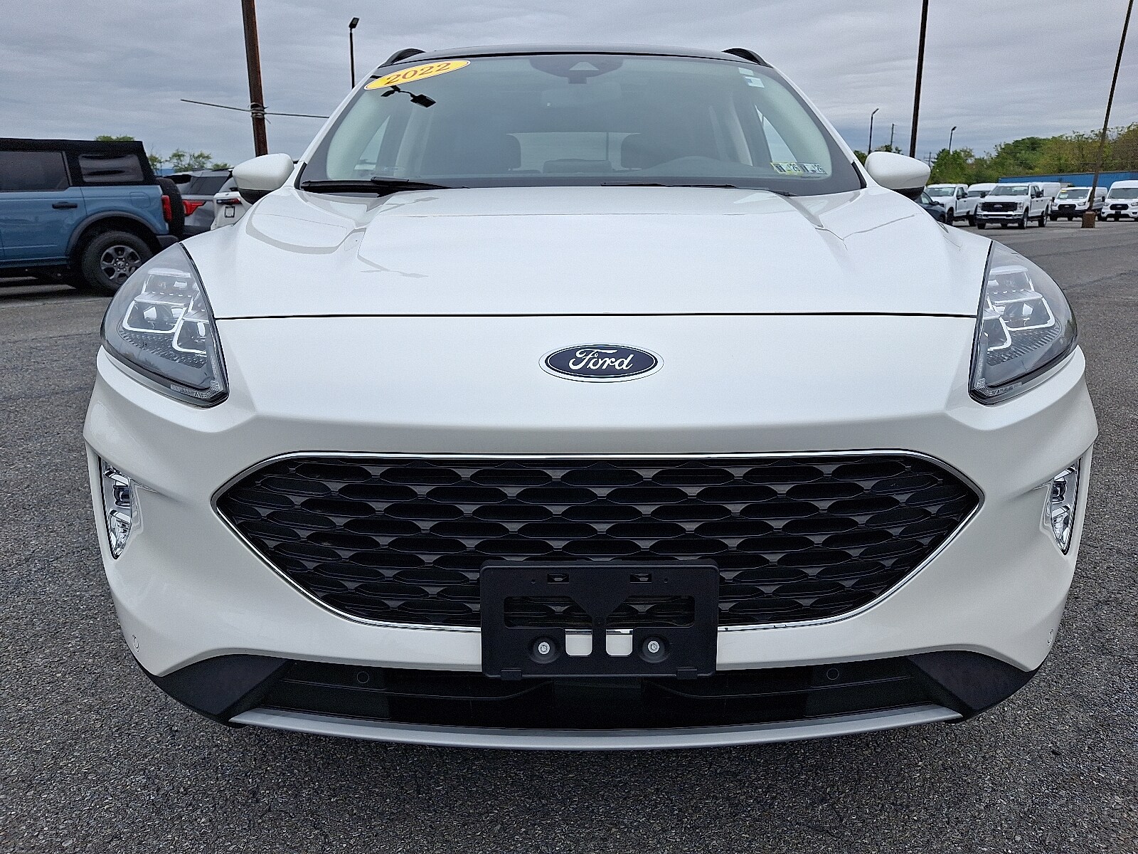 2022 Ford Escape Titanium Sport photo 2