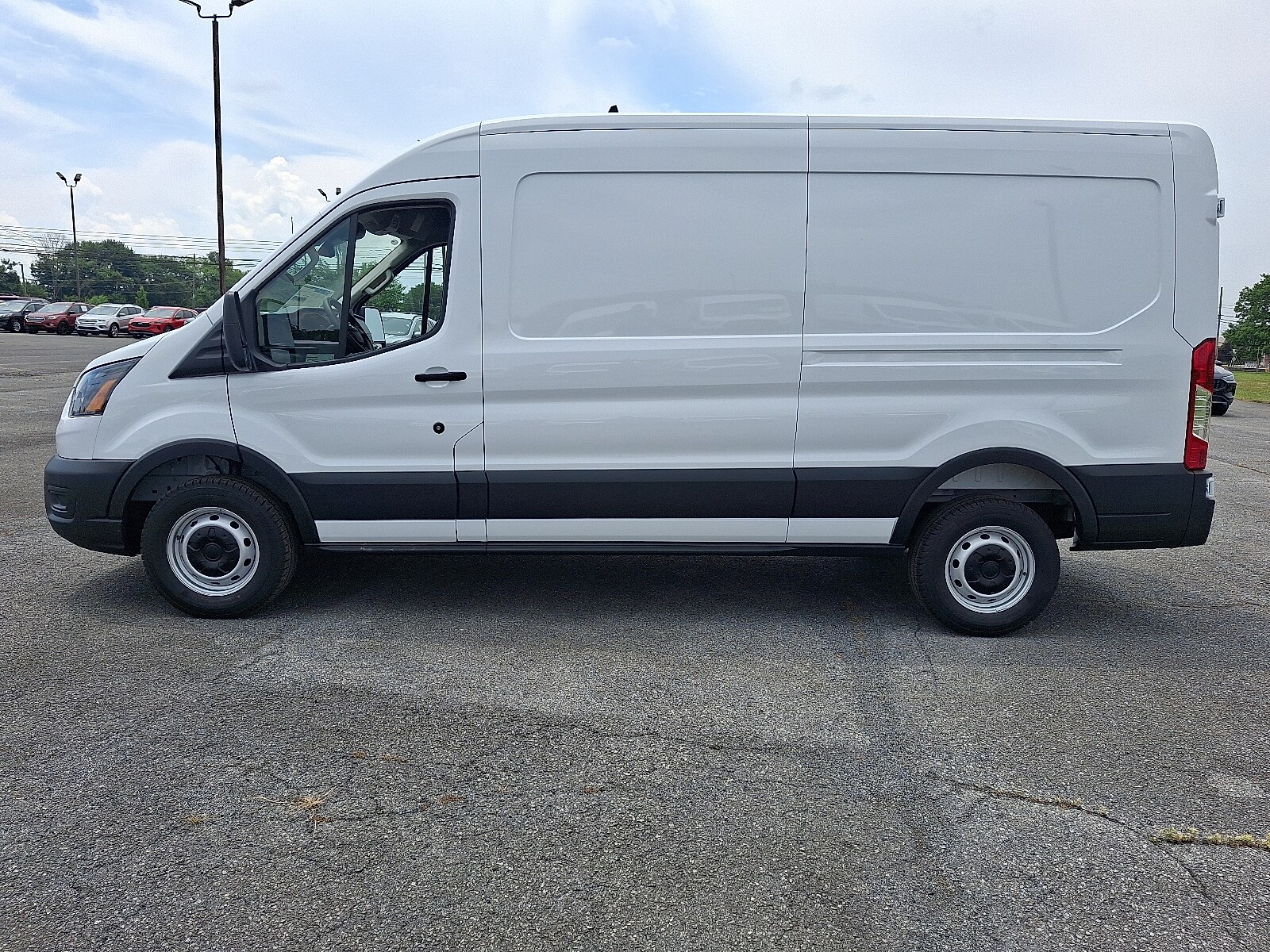 2025 Ford Transit Cargo Van photo 3