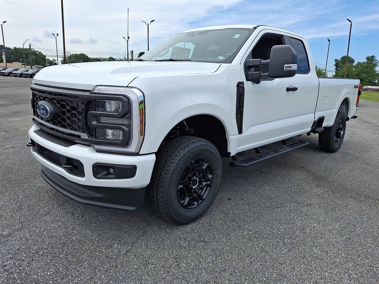 2025 Ford F-350 XL photo 2