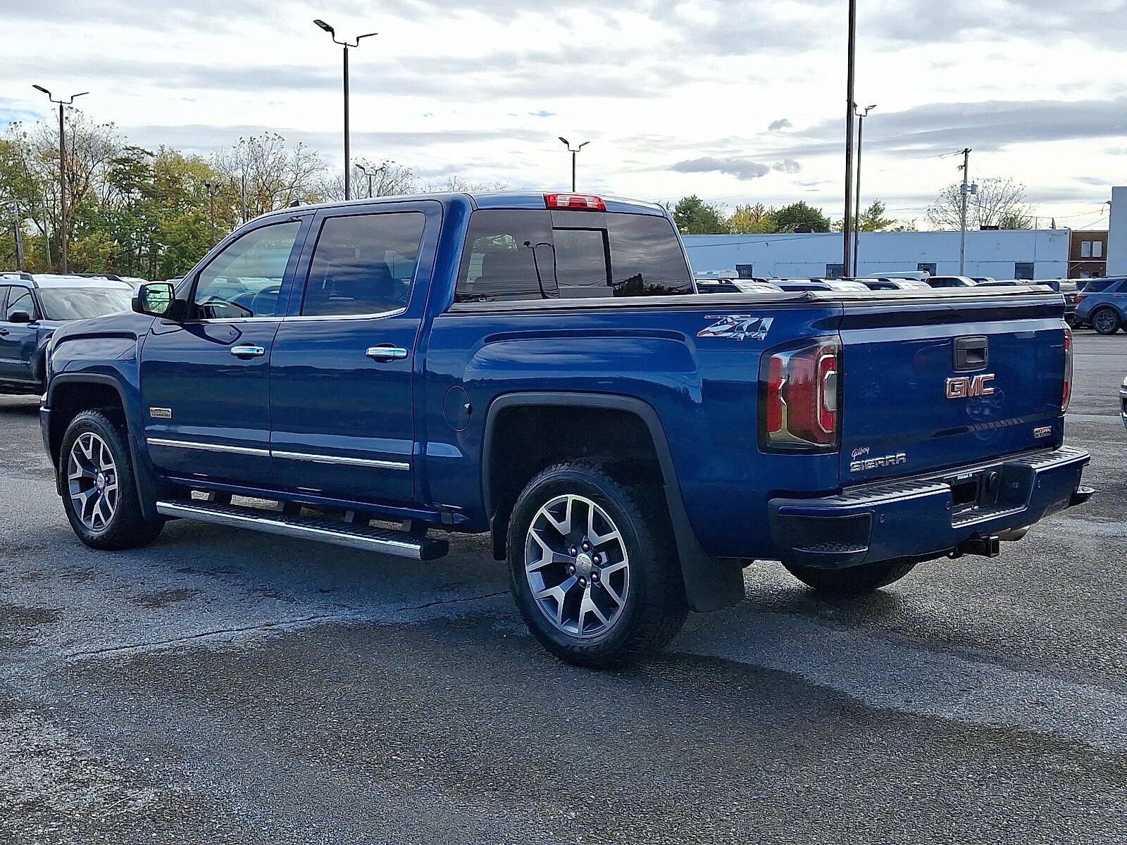 2016 Gmc Sierra 1500 SLT photo 4