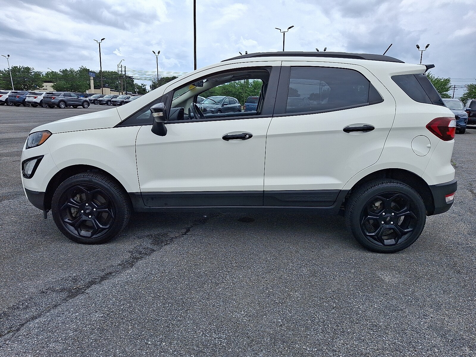 2021 Ford EcoSport SES photo 4
