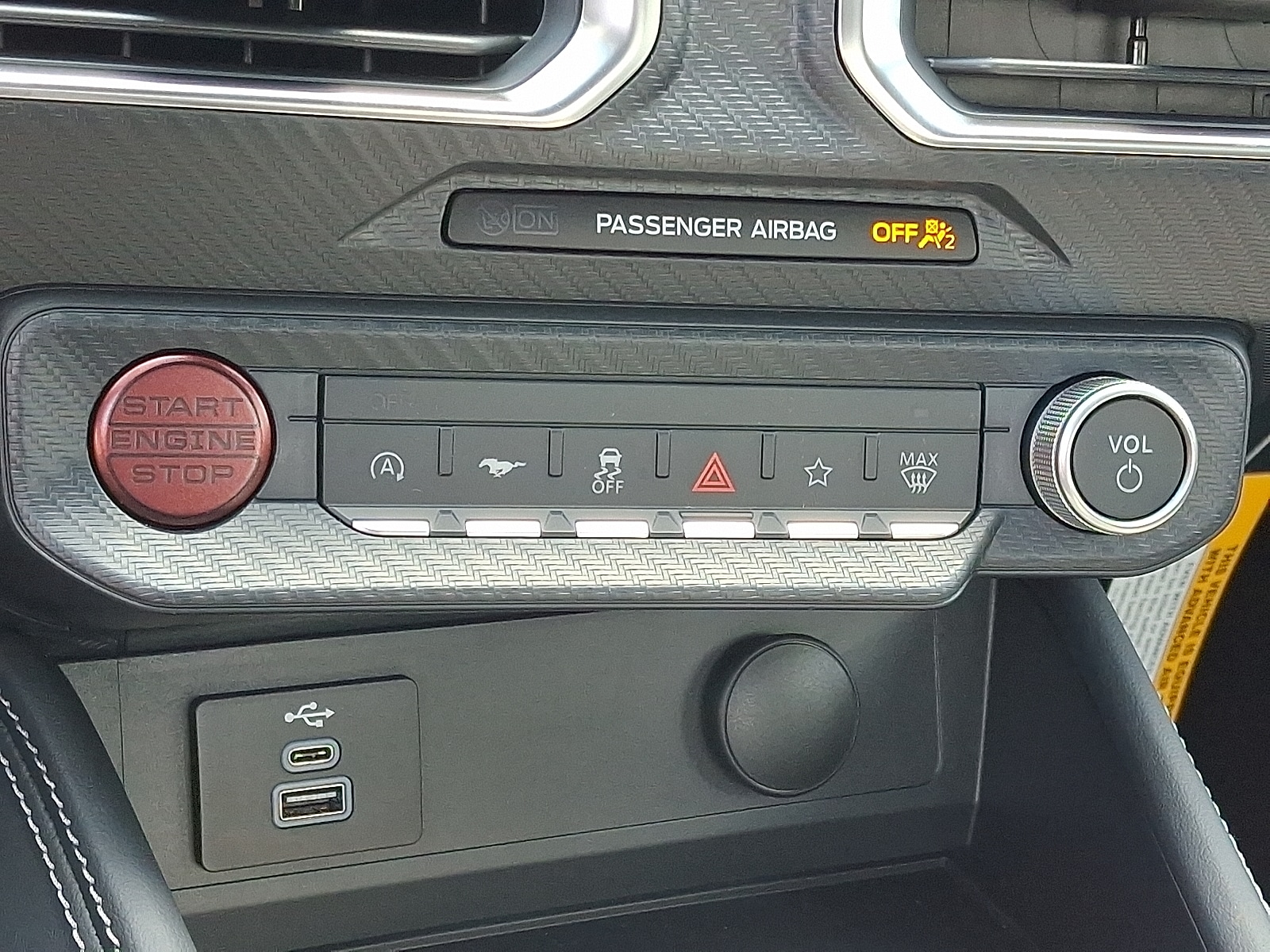 2025 Ford Mustang GT Premium Fastback - Photo 11