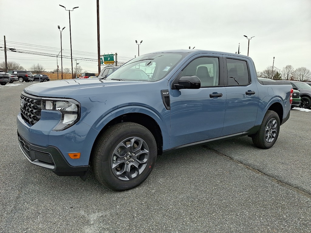 New 2025 Ford Maverick XLT TRUCK