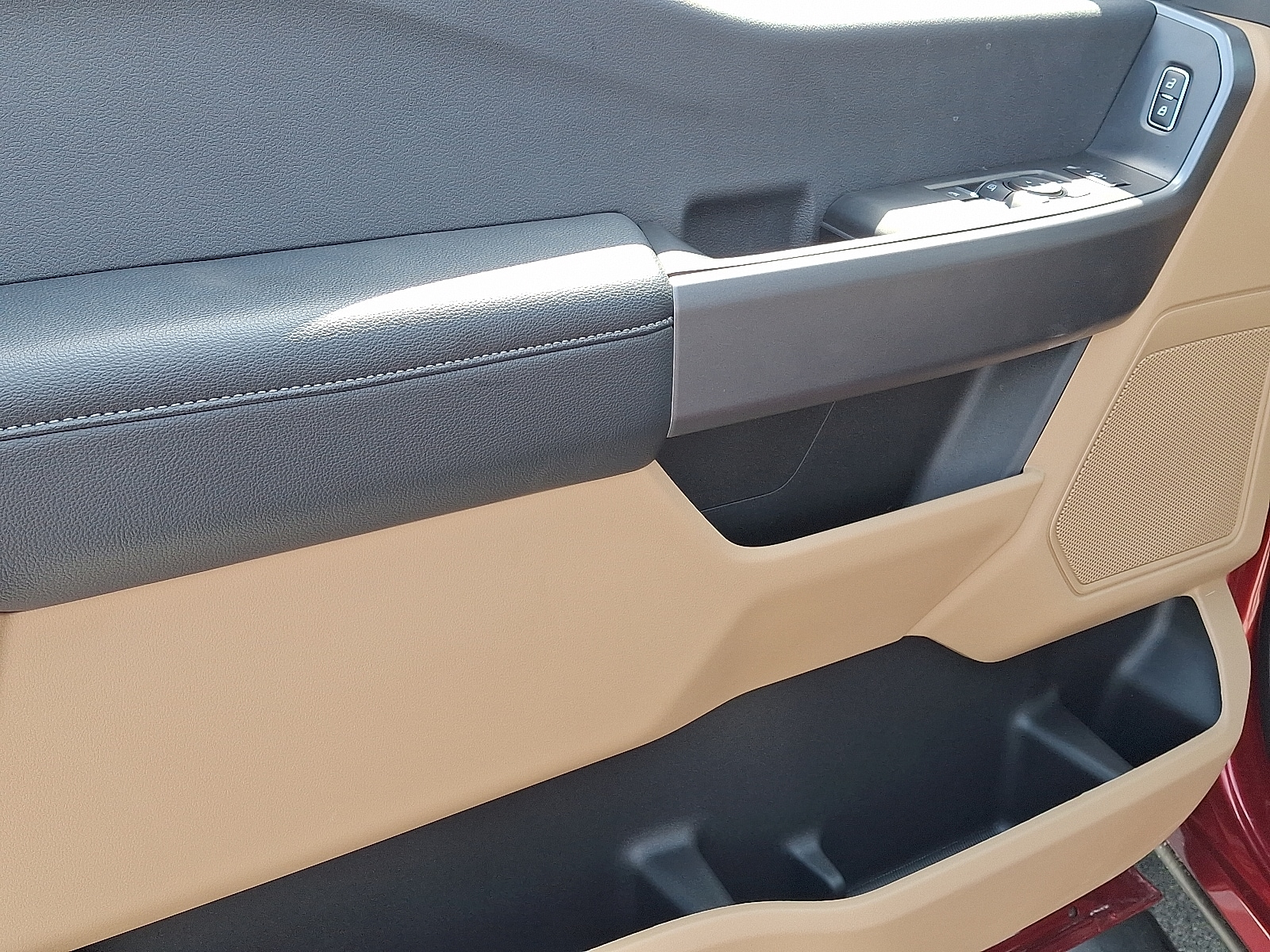 2025 Ford F-250 Super Duty XLT - Photo 8