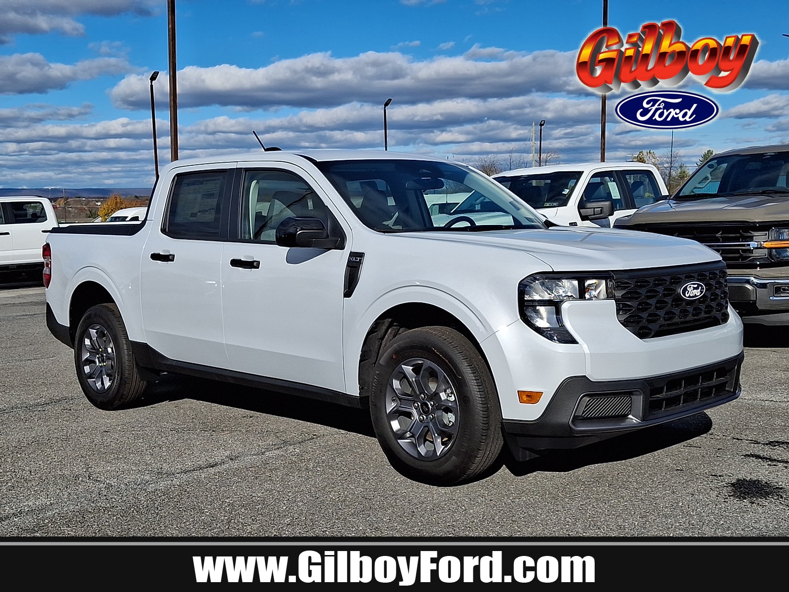 2025 Ford Maverick XLT's photo