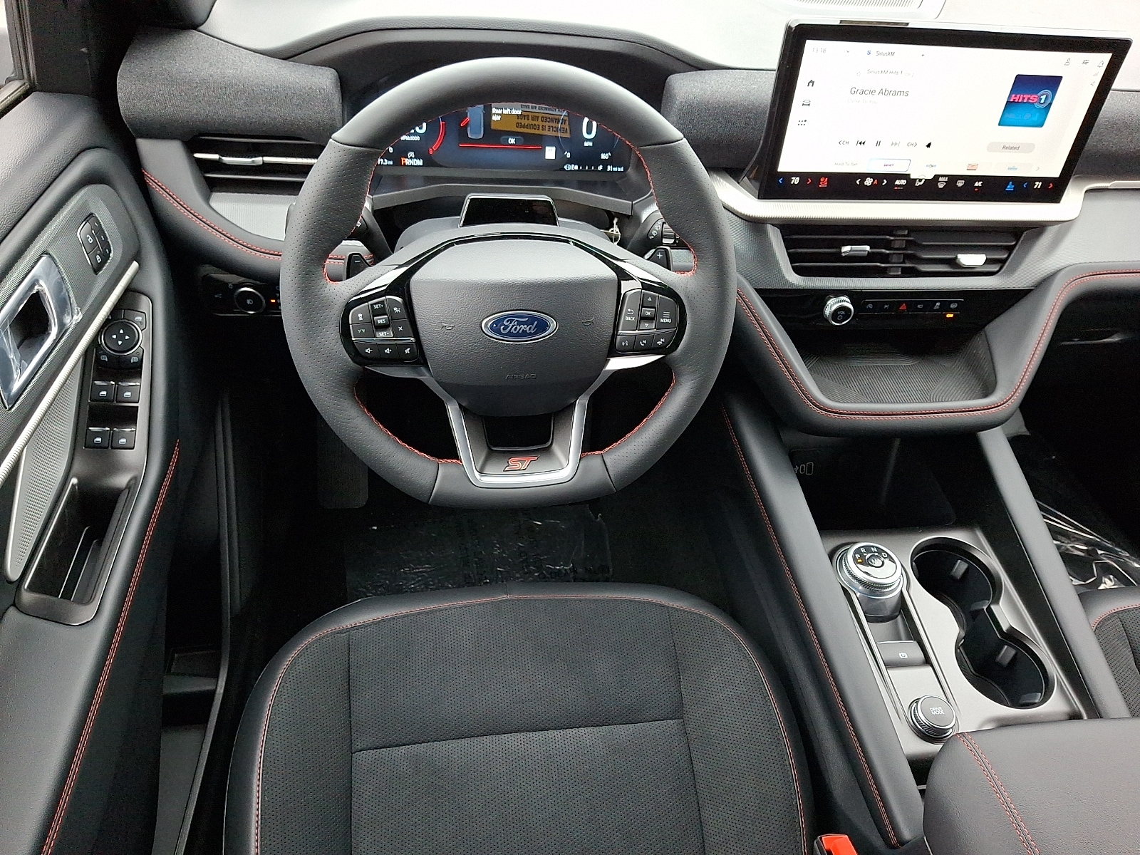 2026 Ford Explorer ST - Photo 7