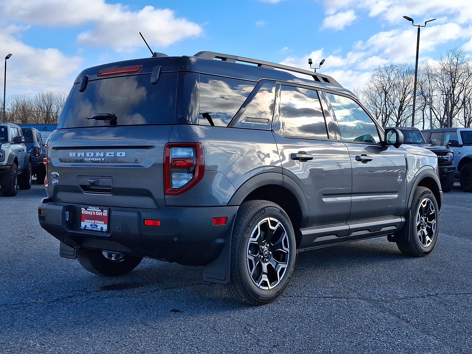 2025 Ford Bronco Sport Outer Banks photo 3