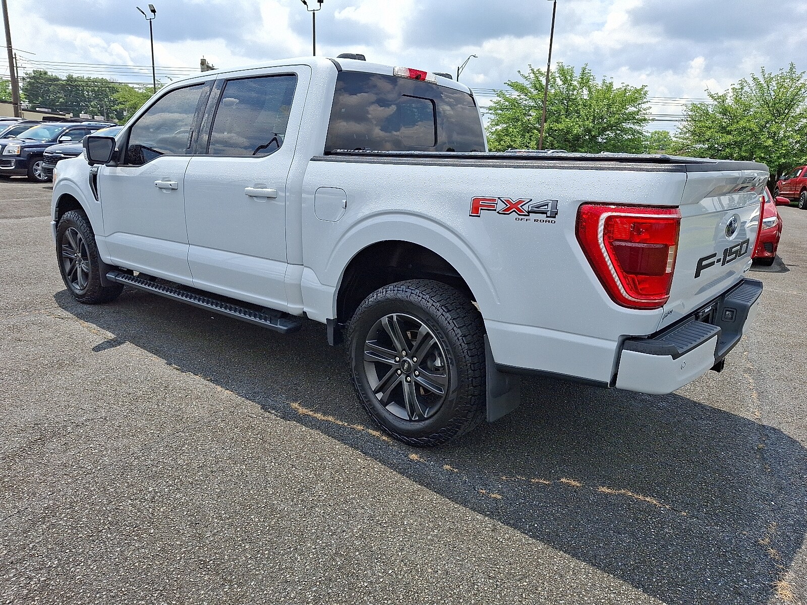 2021 Ford F-150 XLT photo 3