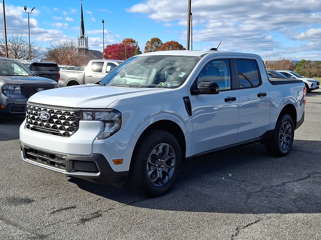 New 2025 Ford Maverick XLT TRUCK