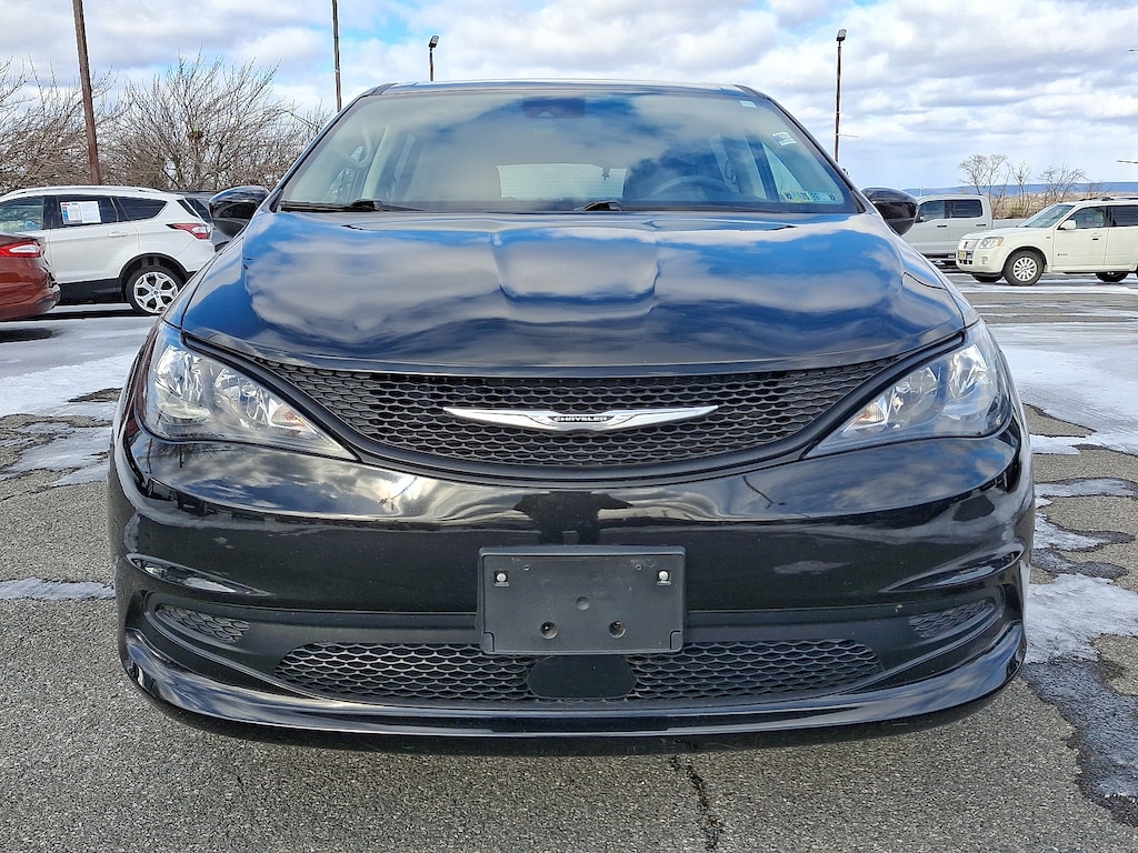 Certified 2023 Chrysler Voyager LX Passenger Van