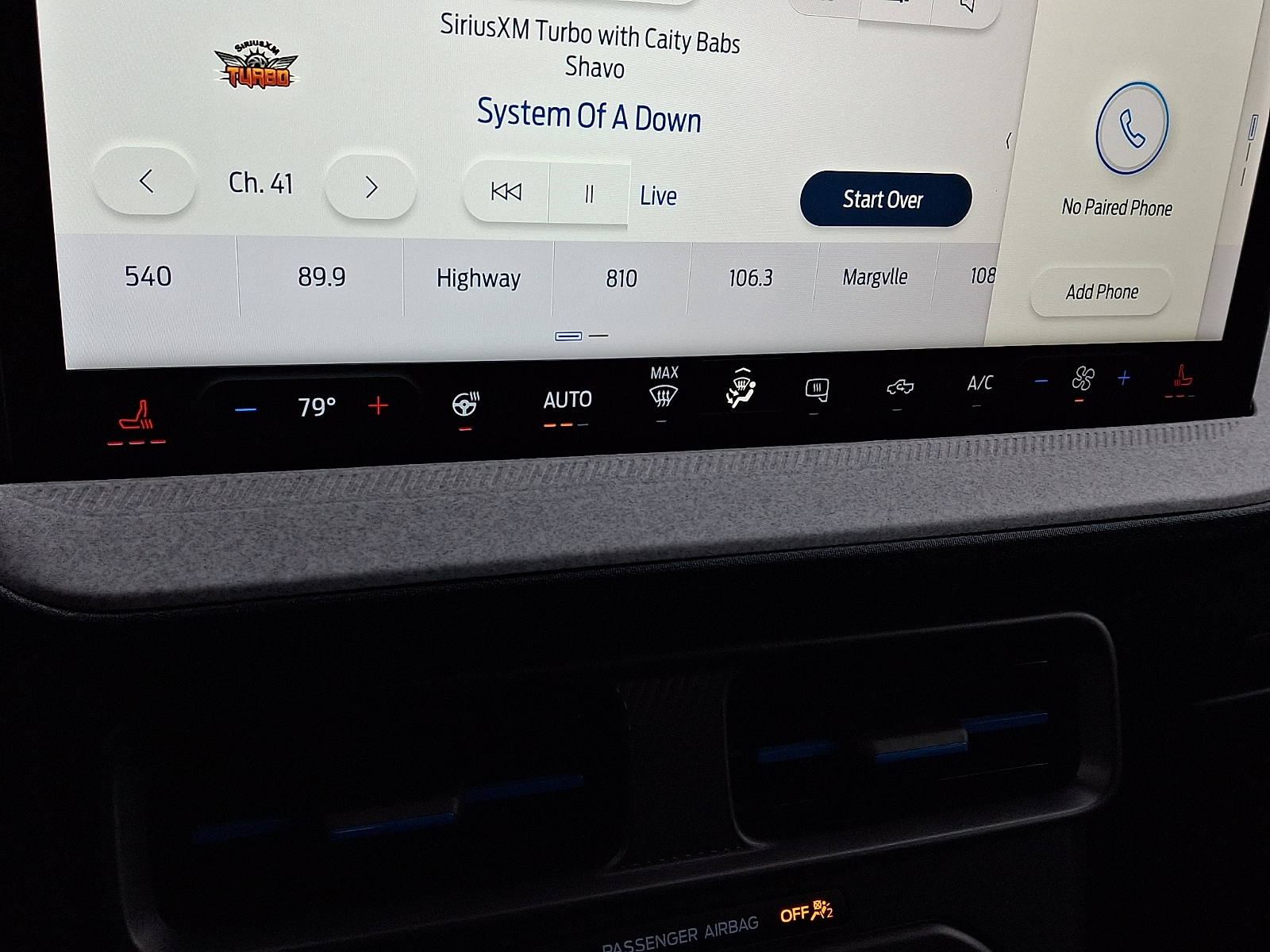 2025 Ford Maverick XLT - Photo 10