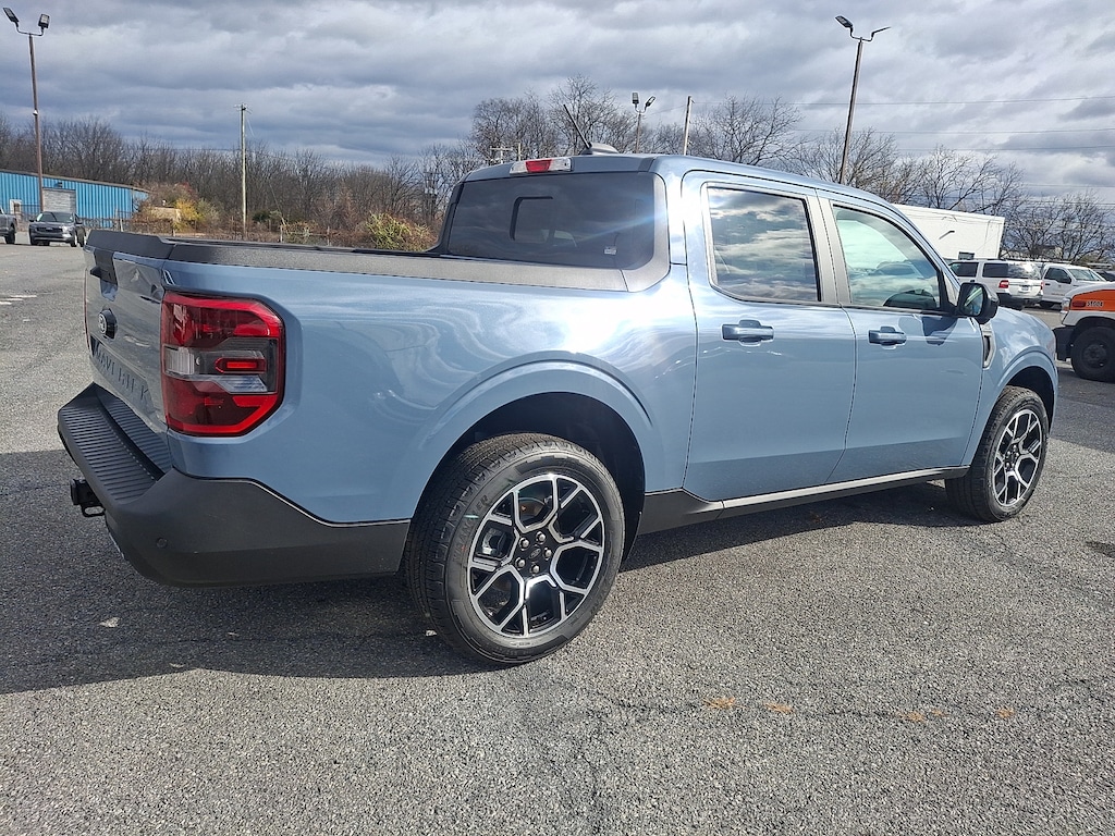 New 2025 Ford Maverick Lariat TRUCK