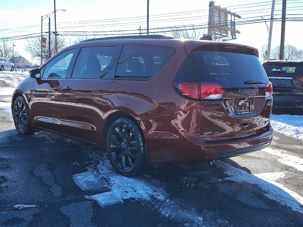 Certified 2020 Chrysler Pacifica 35th Anniversary Limited Passenger Van