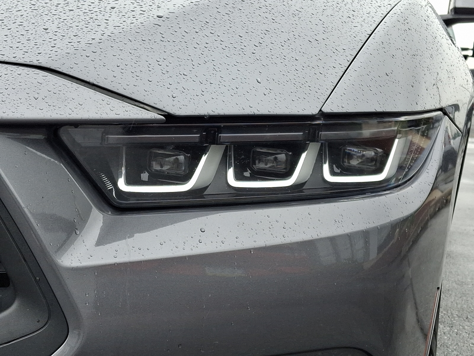 2024 Ford Mustang EcoBoost Premium - Photo 9
