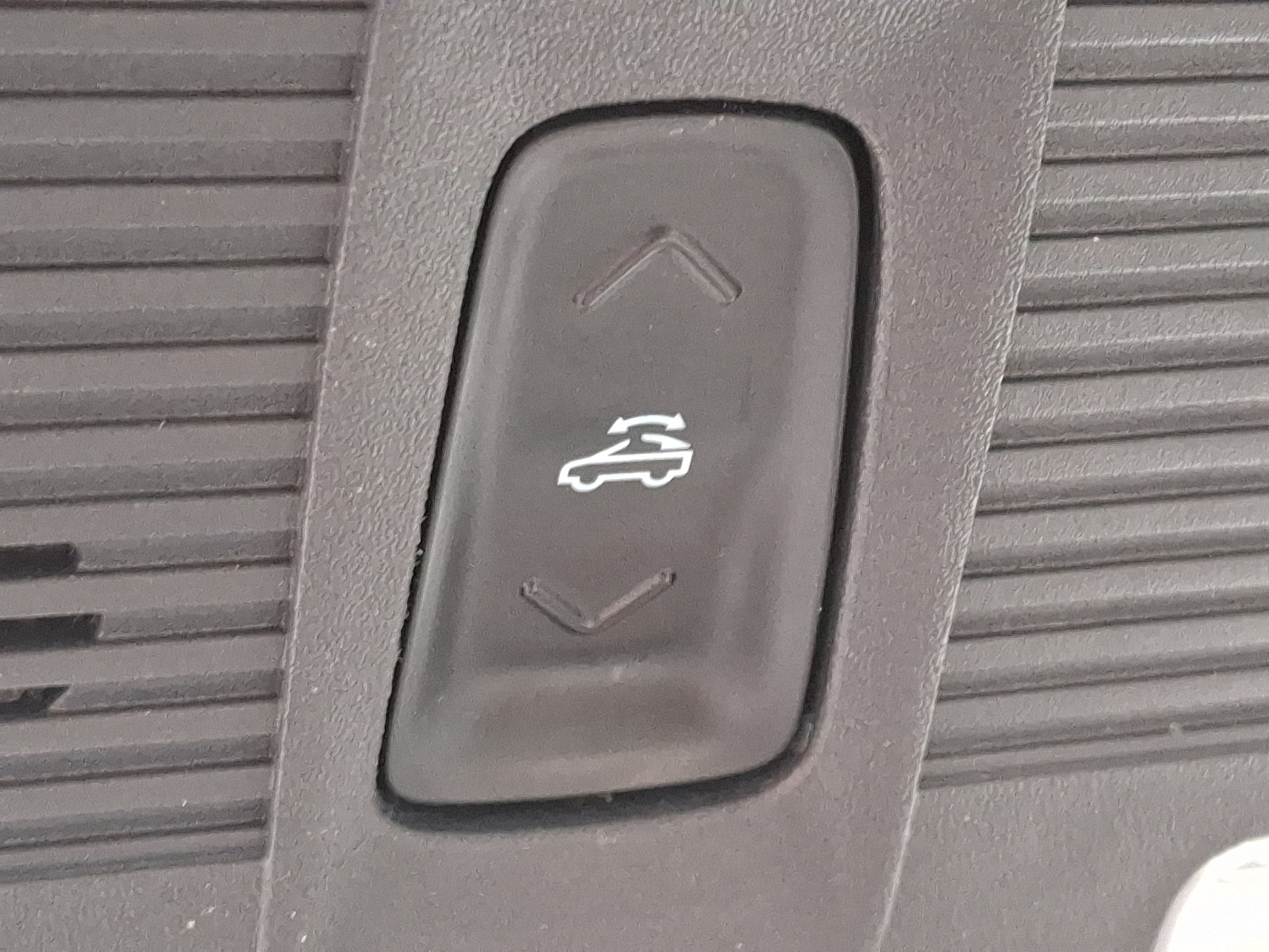 2024 Ford Mustang EcoBoost Premium - Photo 25