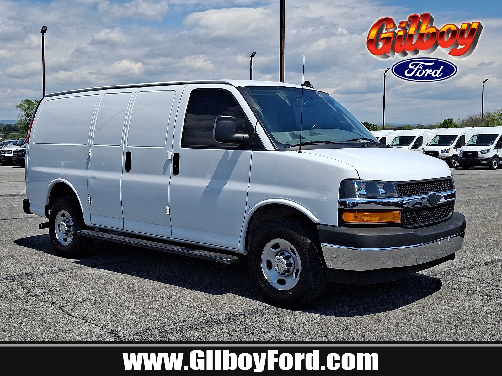 2022 Chevrolet Express 2500 Work Van HD's photo