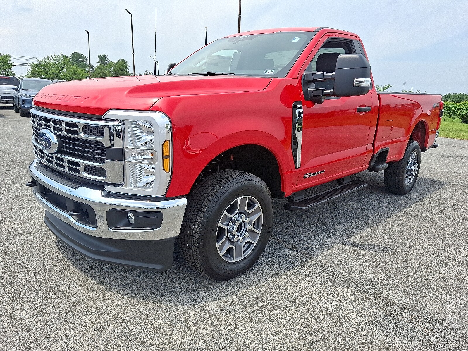 2025 Ford F-250 XLT photo 2