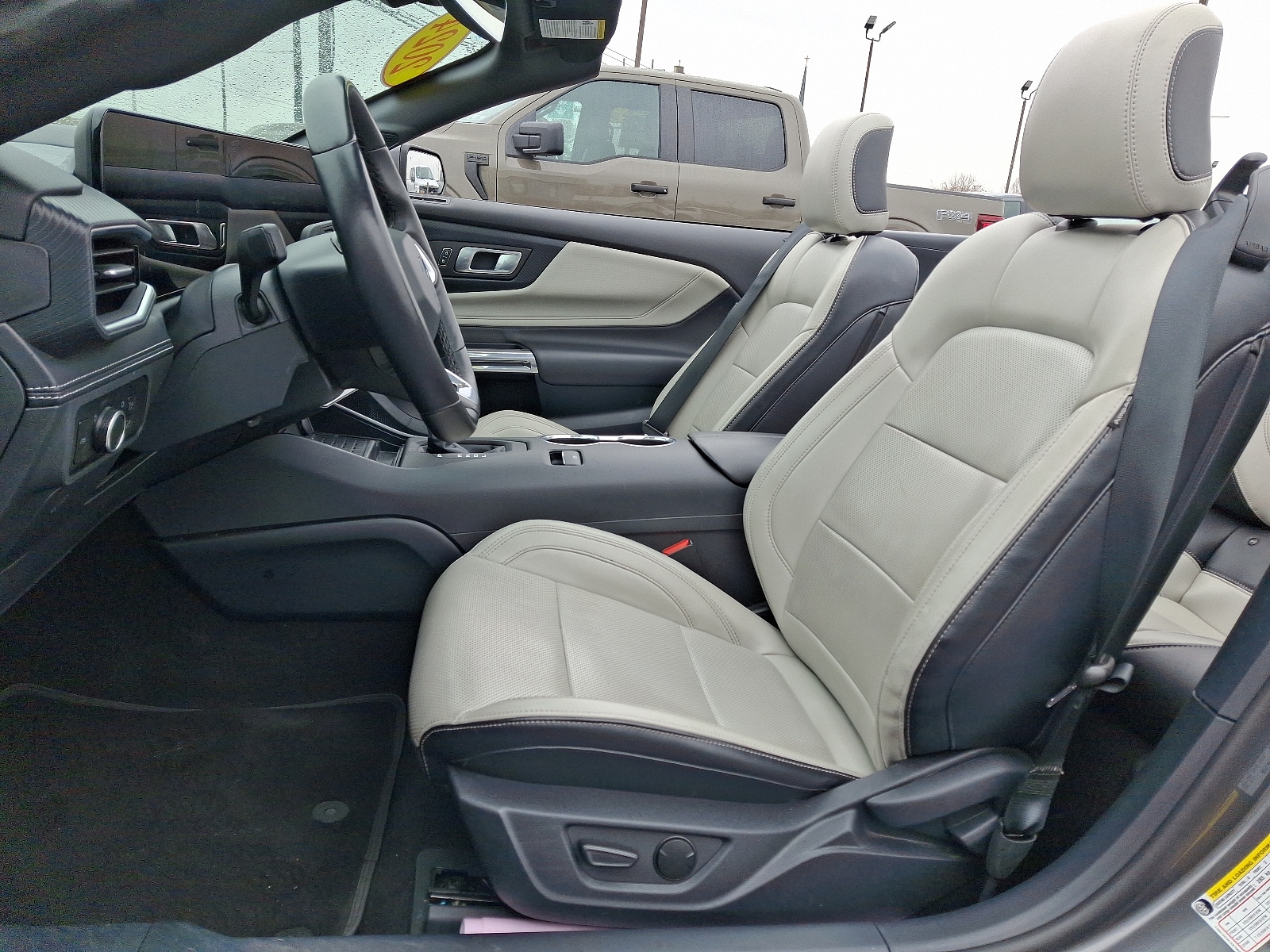 2024 Ford Mustang EcoBoost Premium - Photo 13