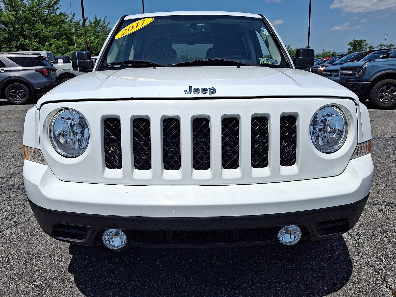 2017 Jeep Patriot Sport photo 2