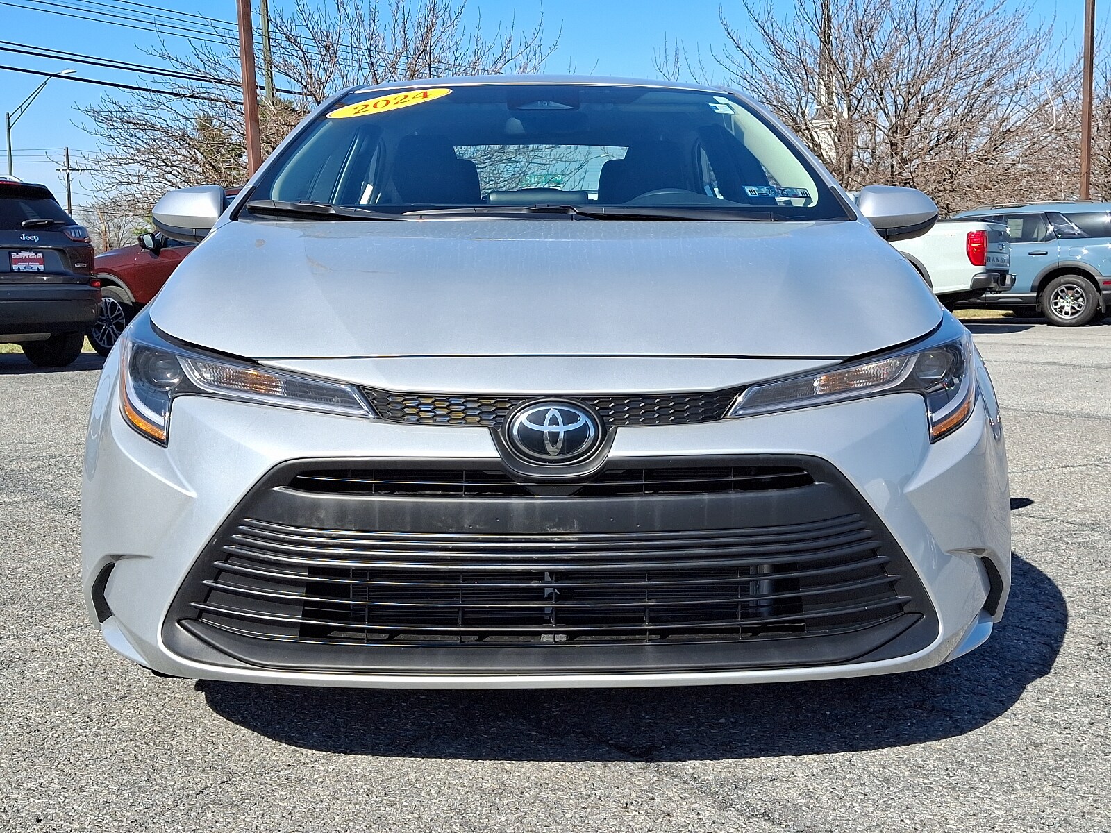 2024 Toyota Corolla LE photo 2