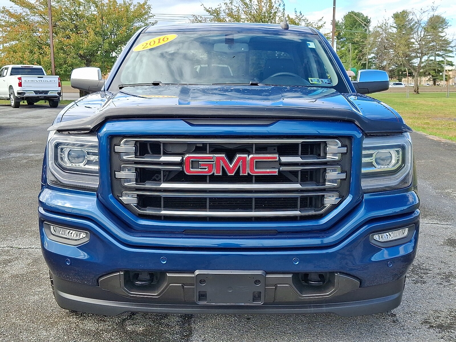 2016 Gmc Sierra 1500 SLT photo 2
