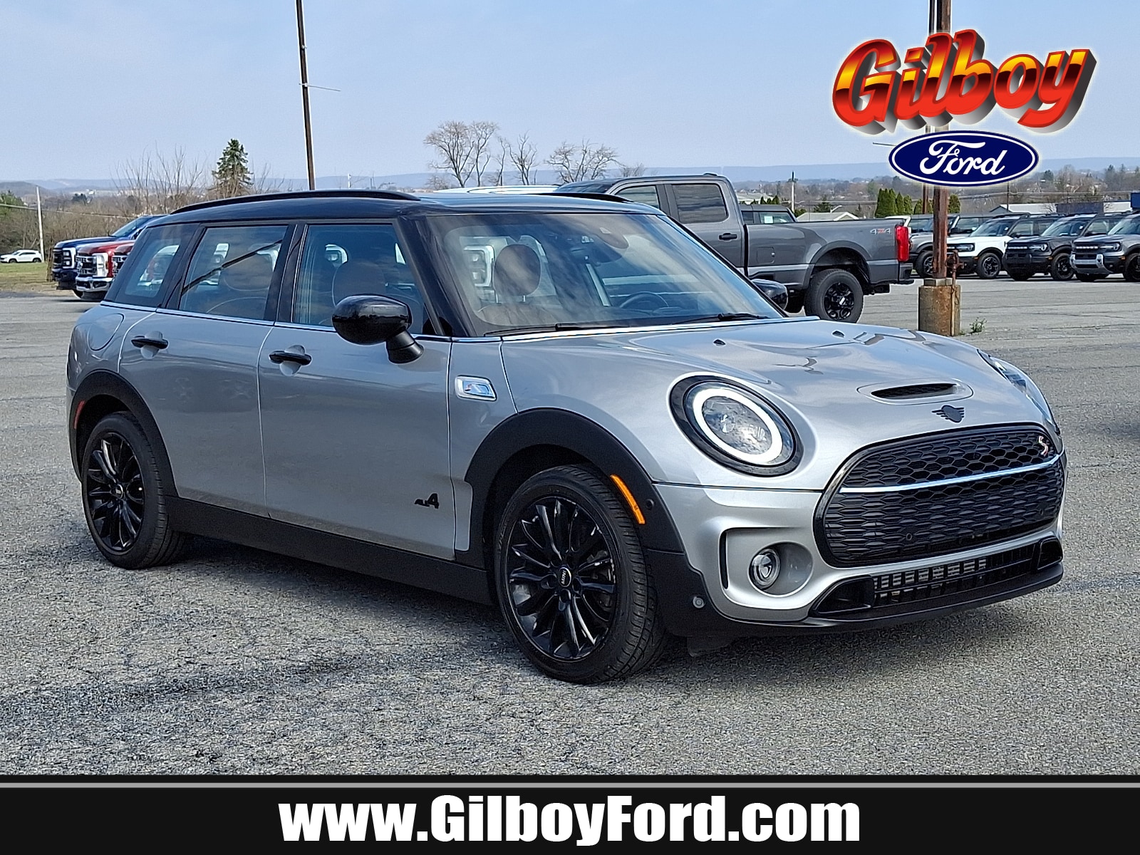 2024 MINI Clubman Cooper S ALL4's photo