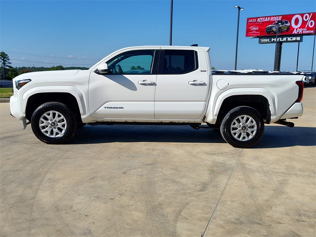 2024 Toyota Tacoma TRD Sport photo 3