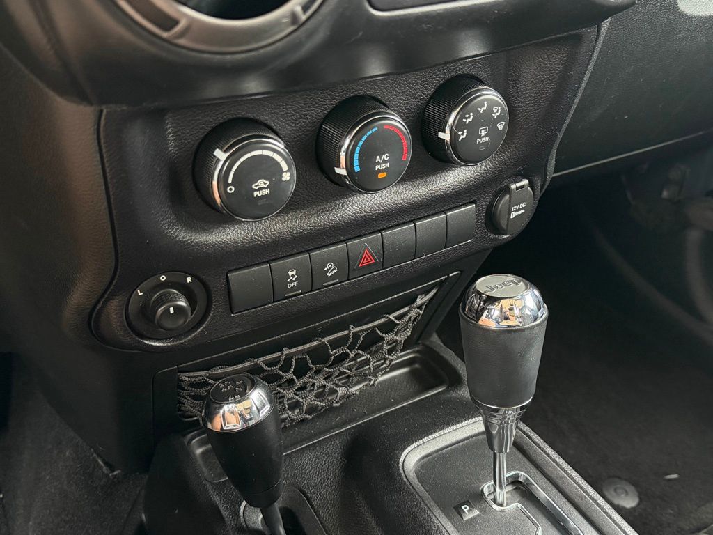 2016 Jeep Wrangler Unlimited Sport S - Photo 21